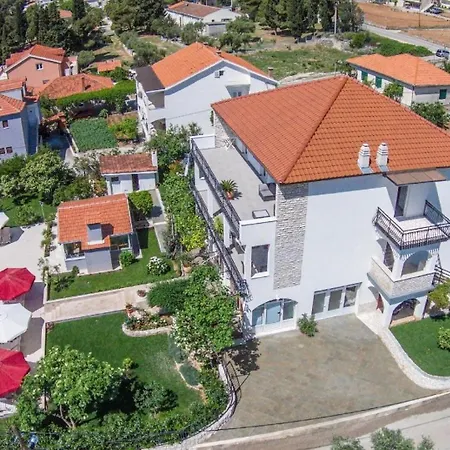 Apartment Mit Terrasse - B56680